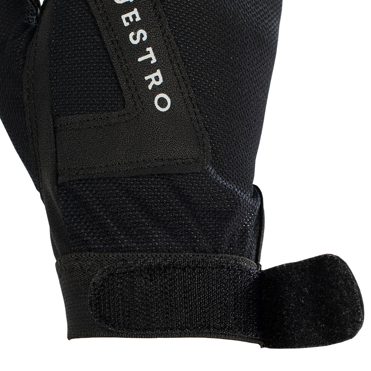Gloves in technical fabric