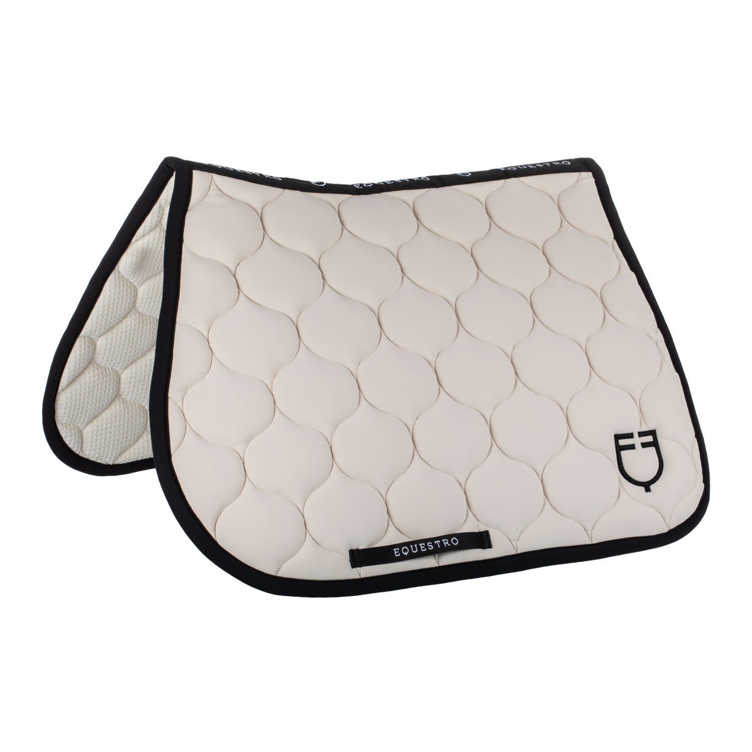 Jumping saddle pad with onion quilting.