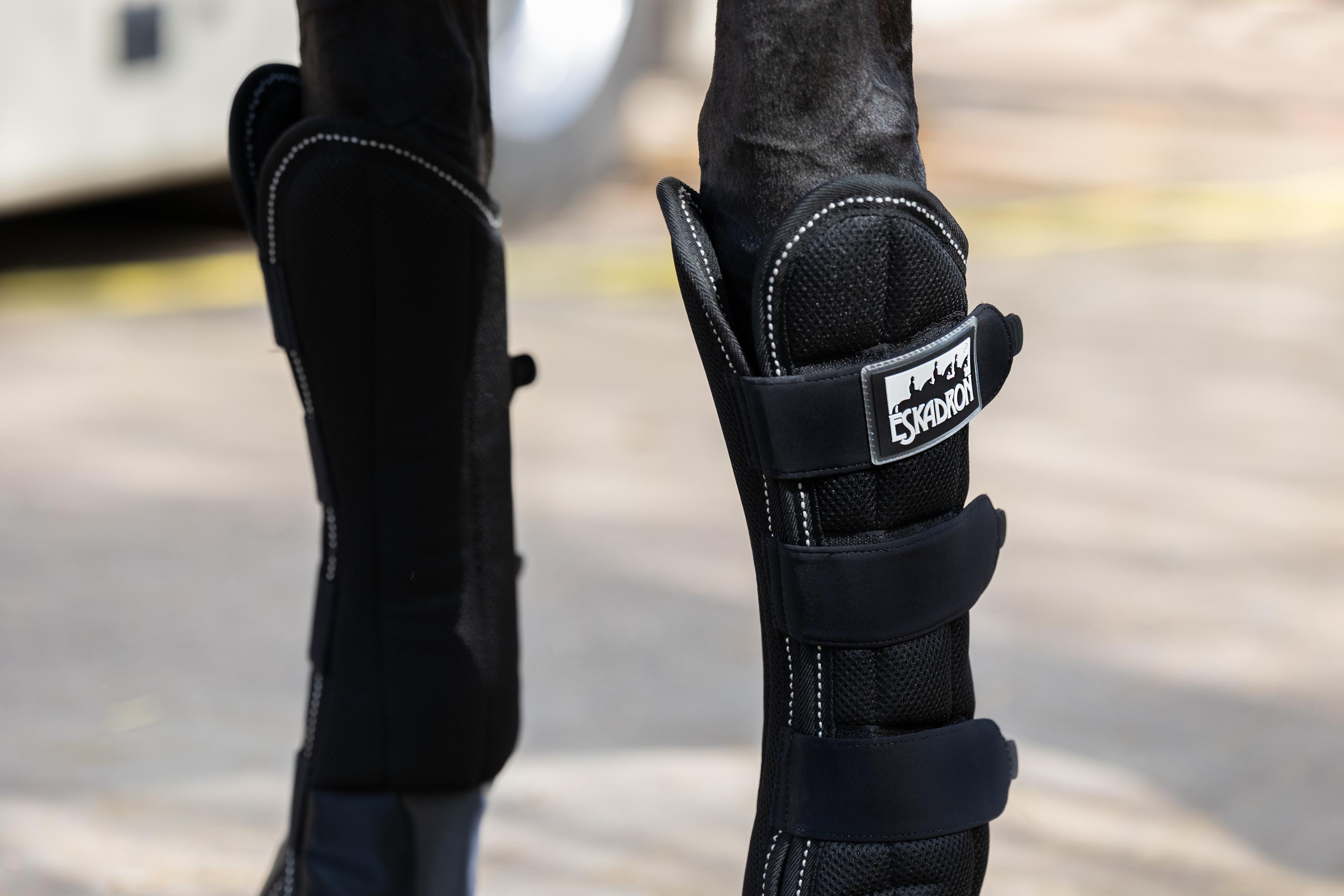 Eskadron Mesh Travel Boots.