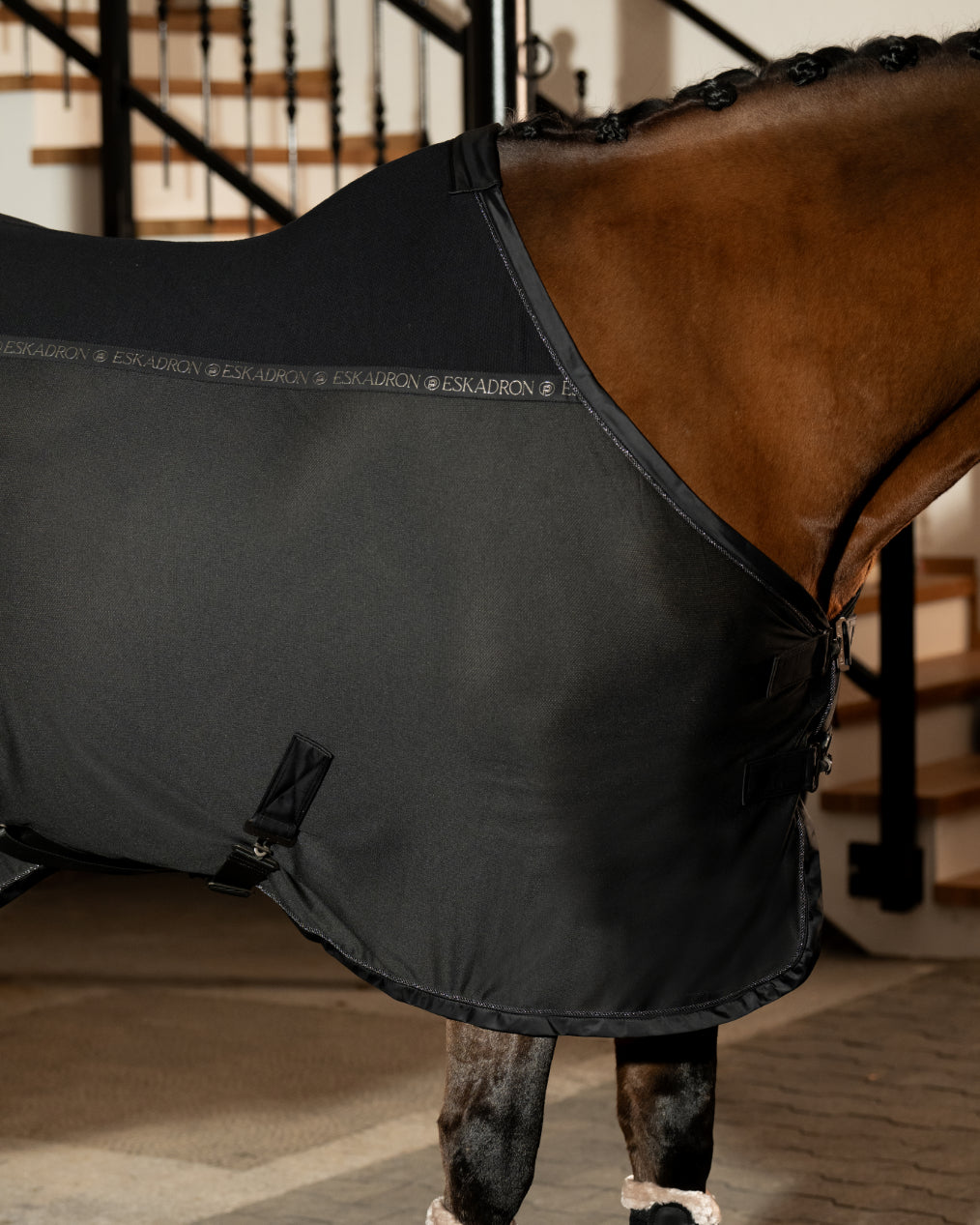 Eskadron Pro Cover Fly Rug Platinum 25.