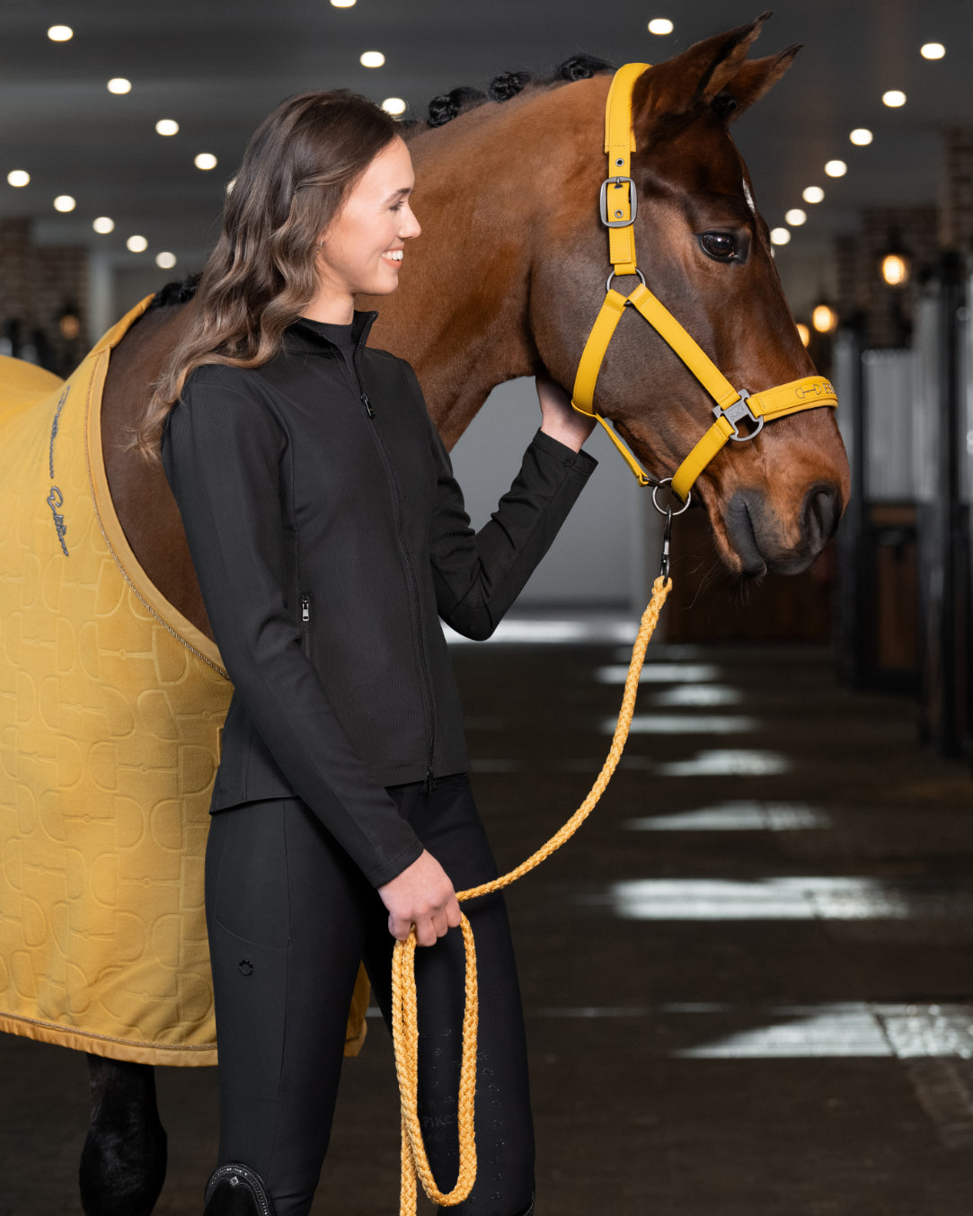 Eskadron Double Pin Faux Leather Headcollar Platinum 25.