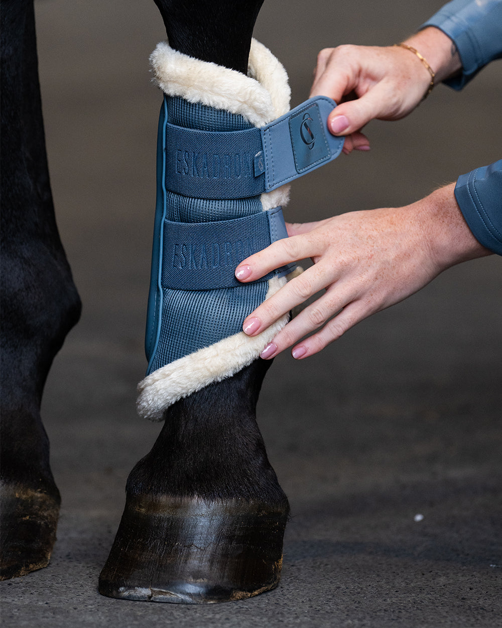 Eskadron Mesh Faux Fur Tendon Boots CS25.