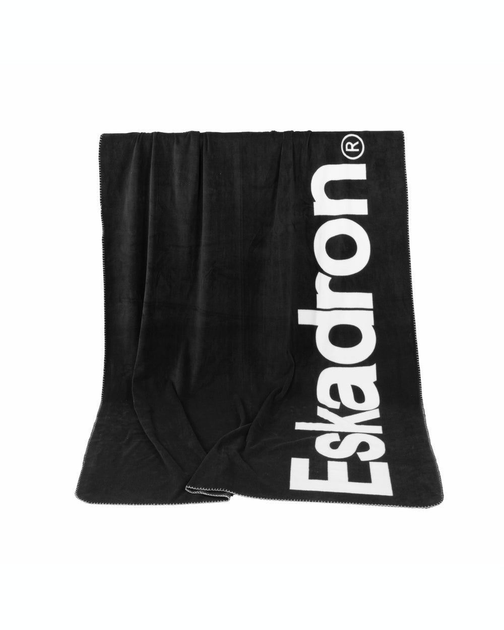 Eskadron Fleece Couch Rug Dynamic 25