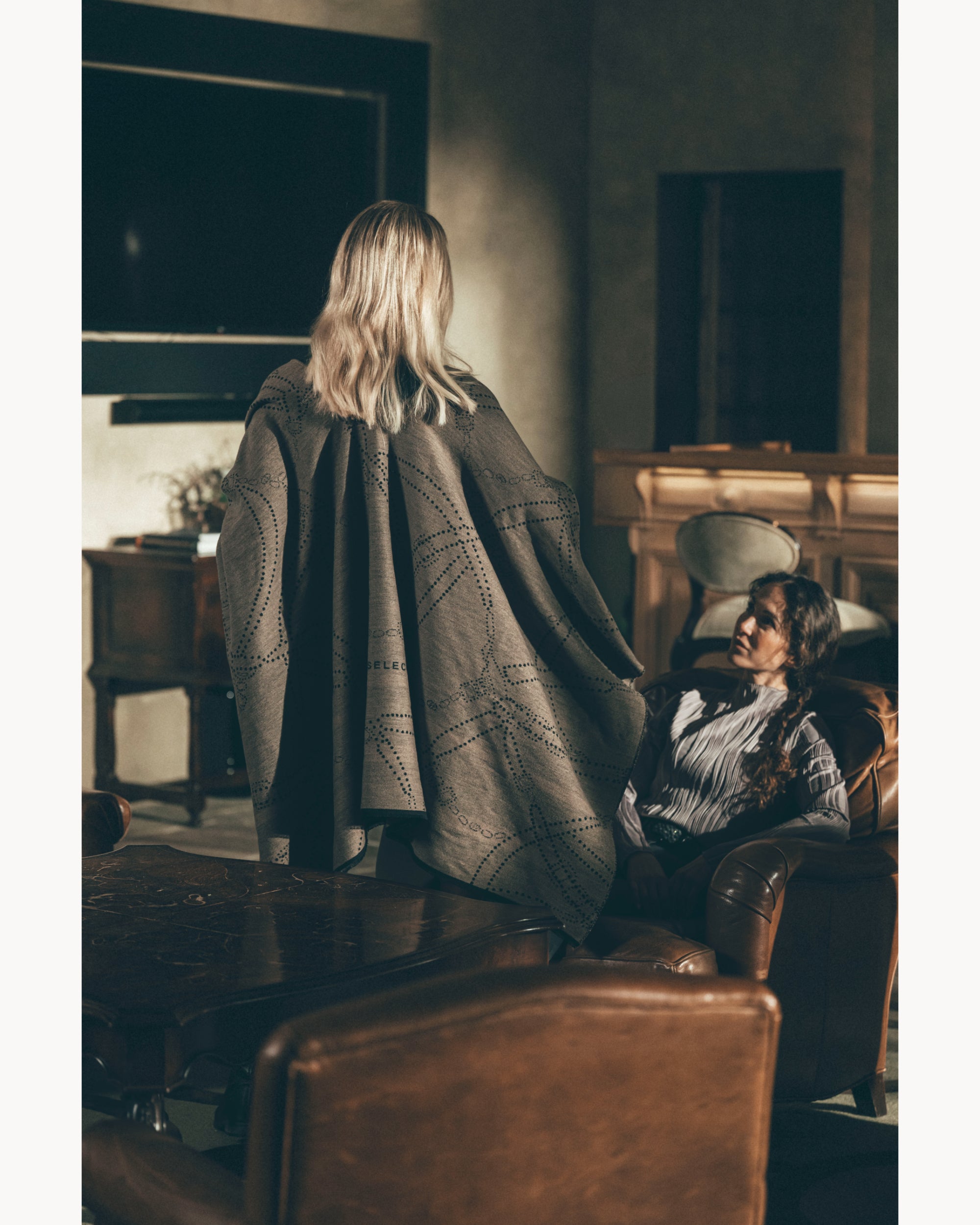 Pikeur Cape 2854