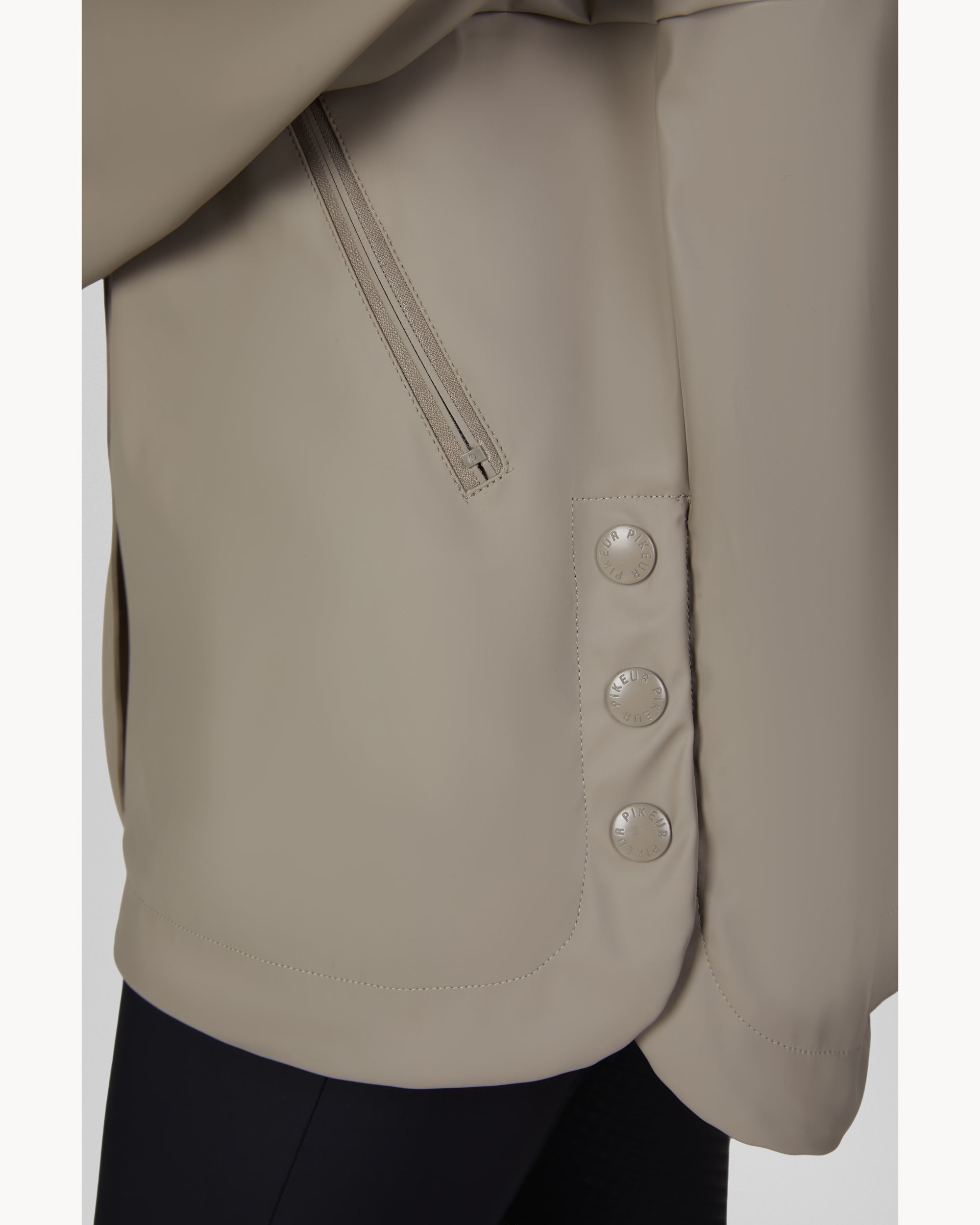 Pikeur Cay Ladies Rain Zip Cape 2844