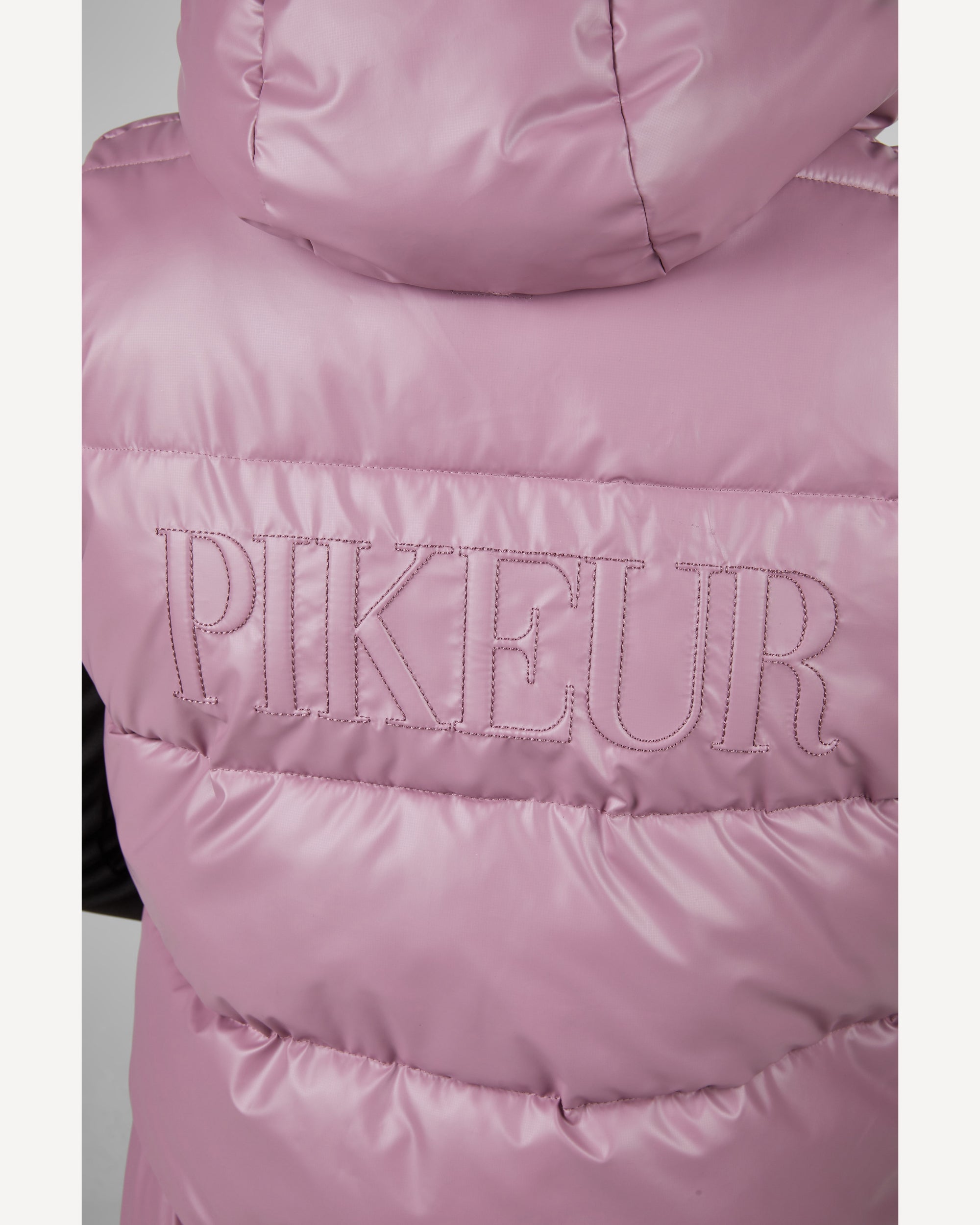 Pikeur Inez Ladies Quilted Waistcoat 8004.