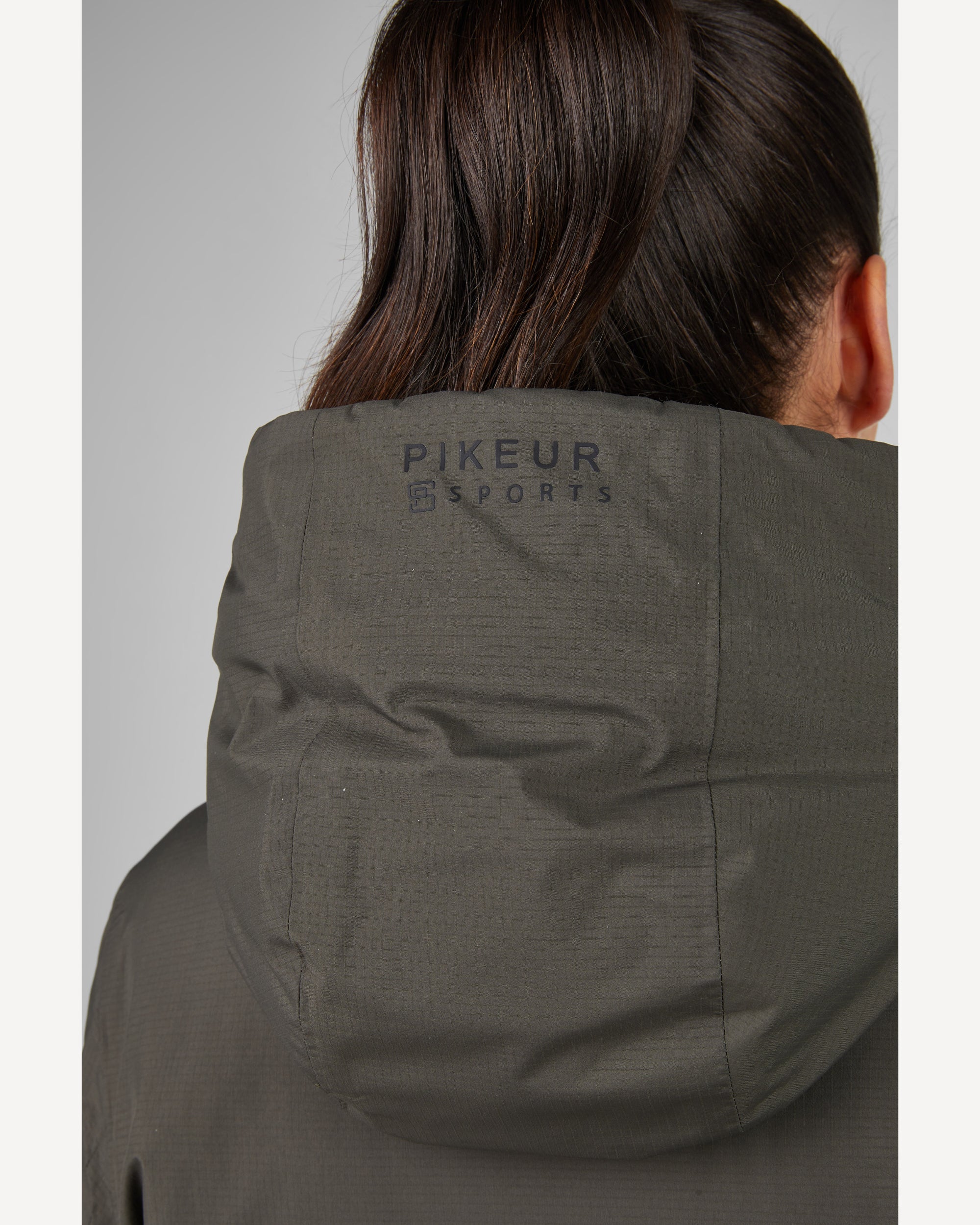 Pikeur London Ladies Waterproof Rain Coat 8022
