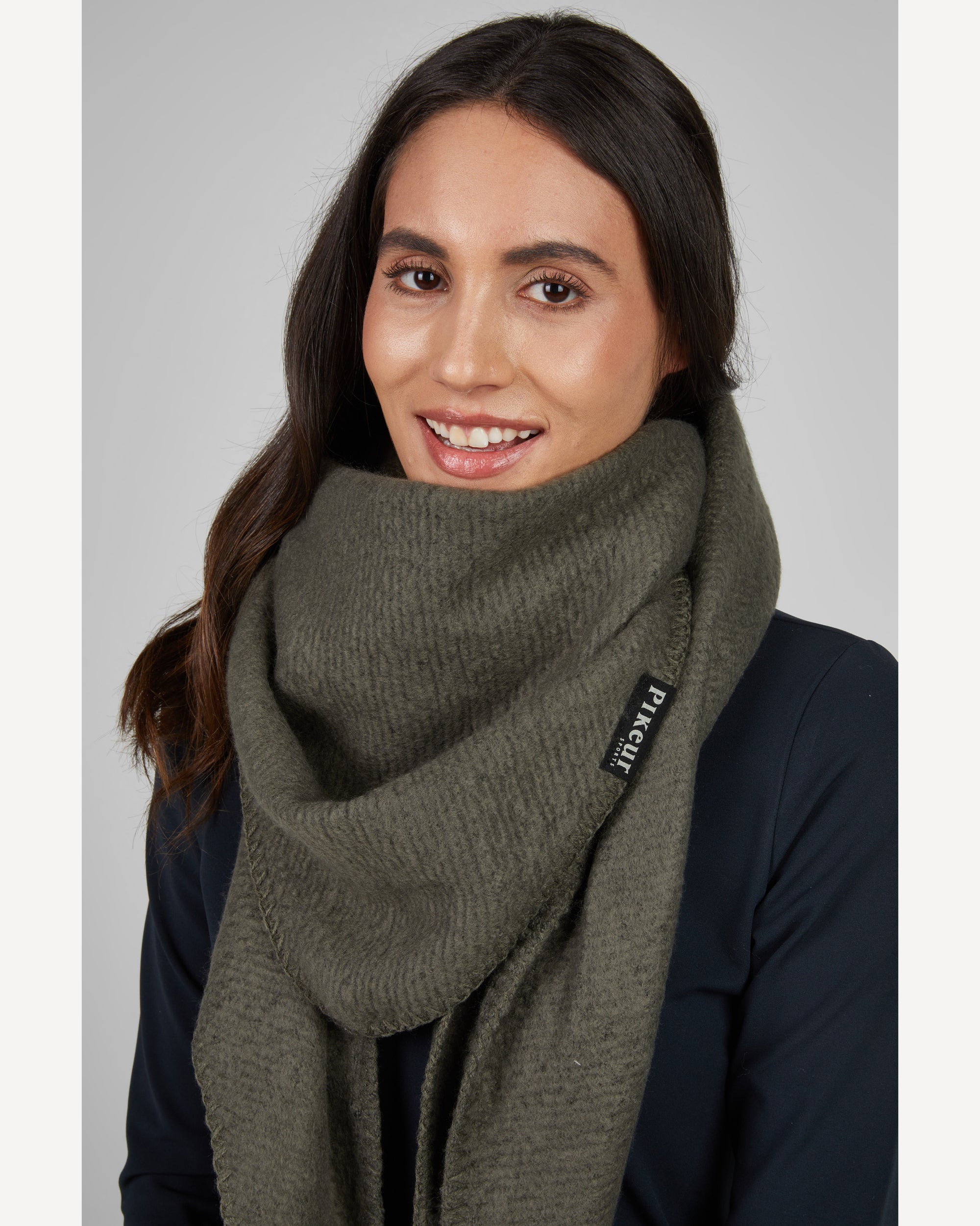 Pikeur Triangle Scarf 8856