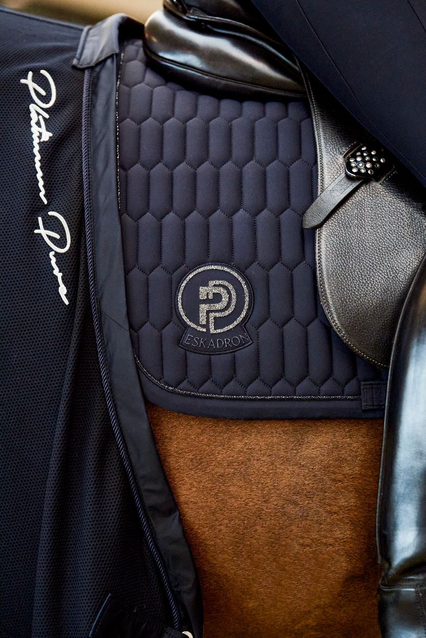 Eskadron Softshell Avantgarde Saddle Pad Platinum Pure 23.