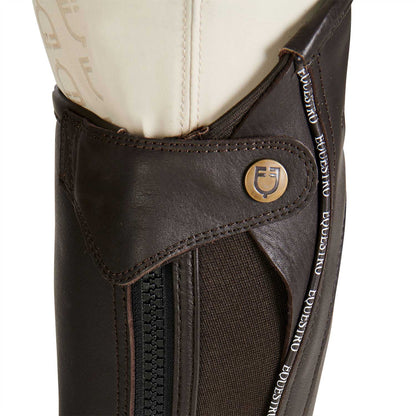 Unisex leather gaiters with contrasting profile