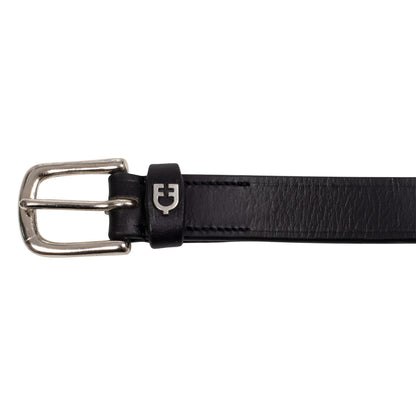 English belt with contrasting embroidery