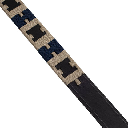 English belt with contrasting embroidery