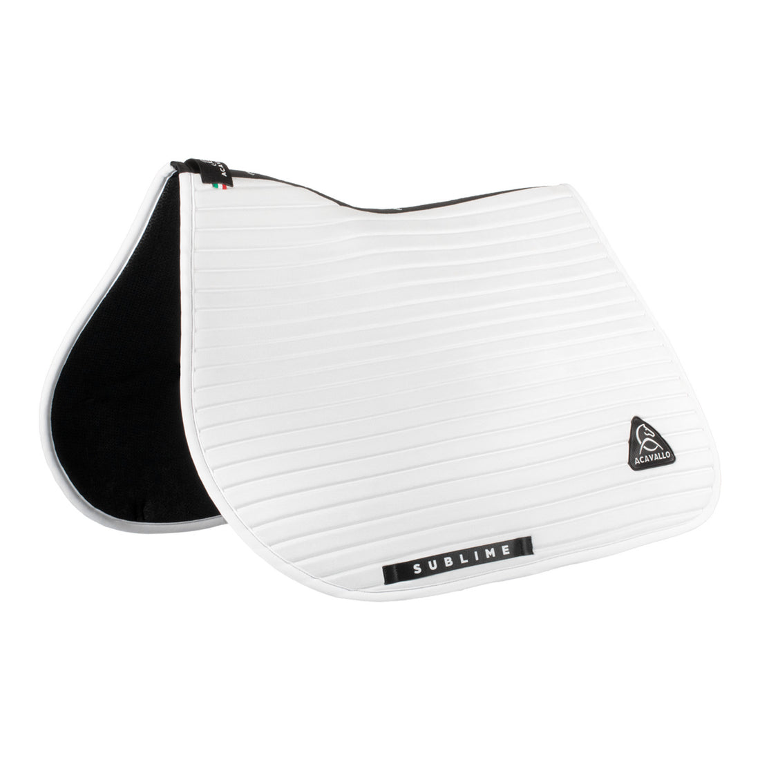 Sublime striped jumping saddle pad in technical fabric.