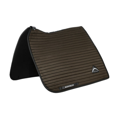 Sublime striped dressage saddle pad in technical fabric.