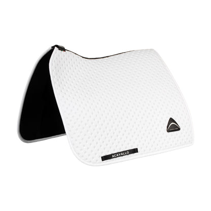 Sublime dotted dressage saddle pad in technical fabric.