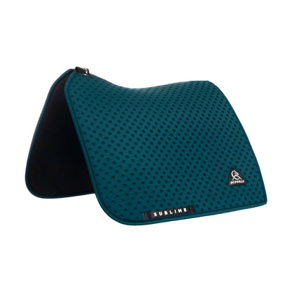 Sublime dotted dressage saddle pad in technical fabric.