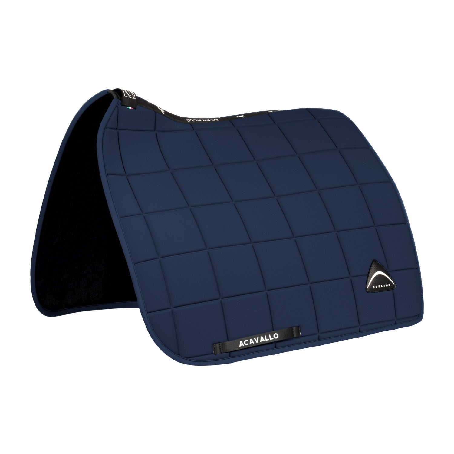 Sublime square dressage saddle pad in technical fabric.