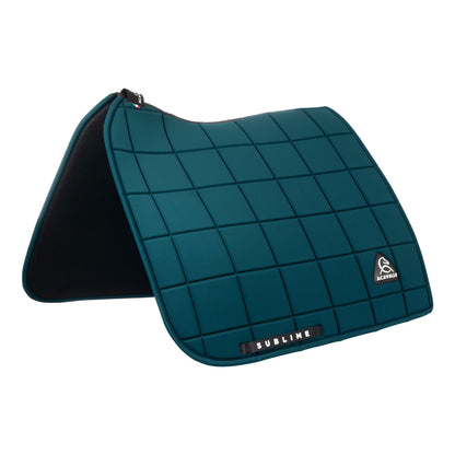 Sublime square dressage saddle pad in technical fabric.