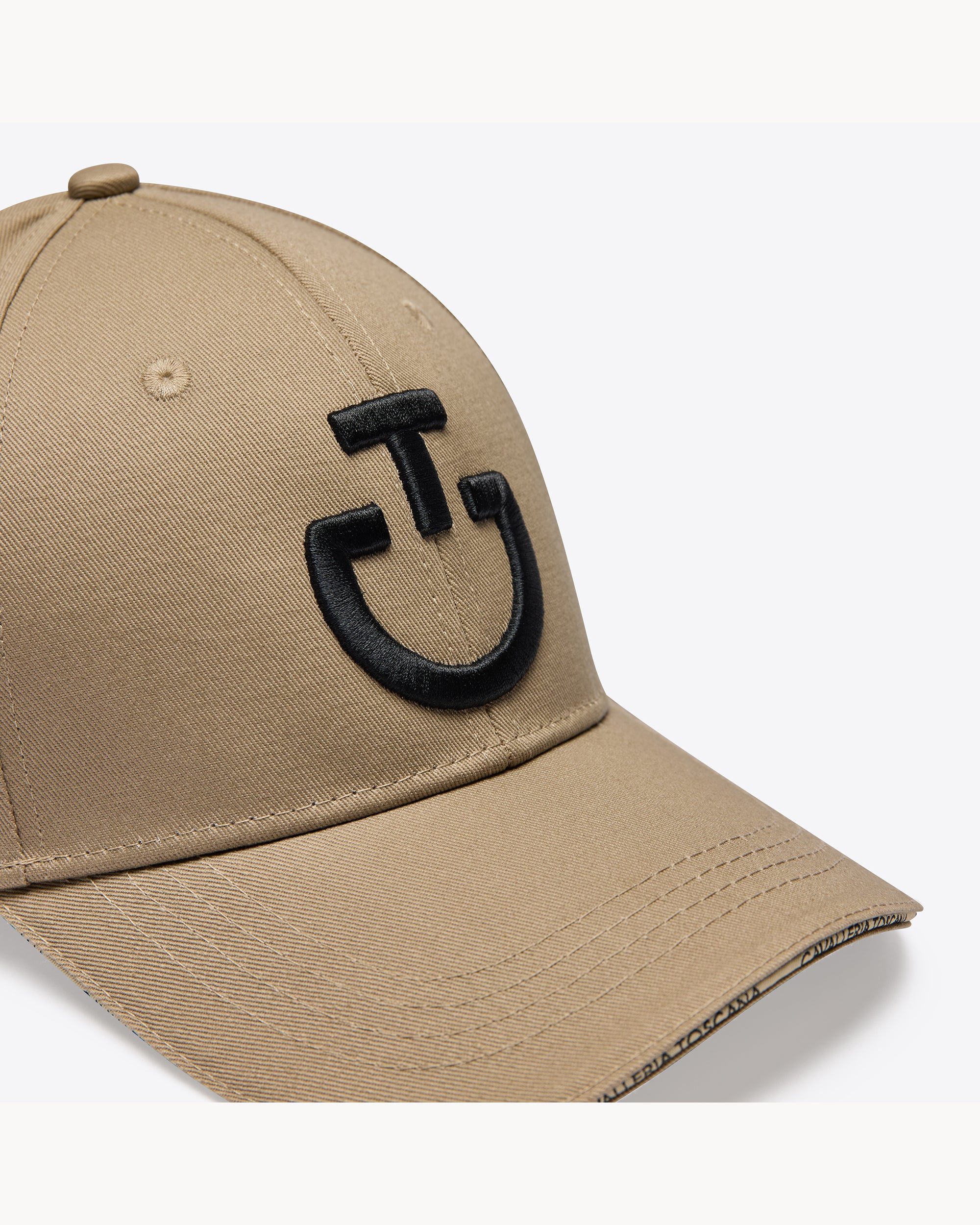 Cavalleria Toscana CT ユニセックスキャップ