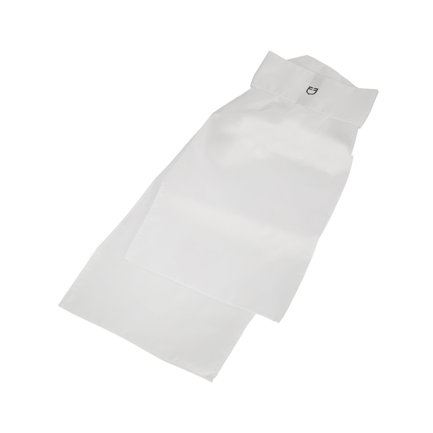 Competition plastron with embroidered logo.