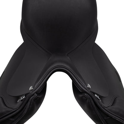 Dressage saddle with long blocks