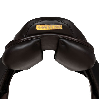 Earth jumping saddle in double leather with embossed logo