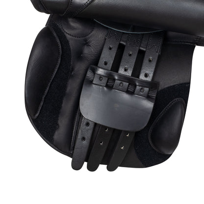 Leather eventing saddle