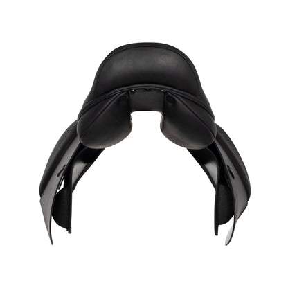 Leather eventing saddle