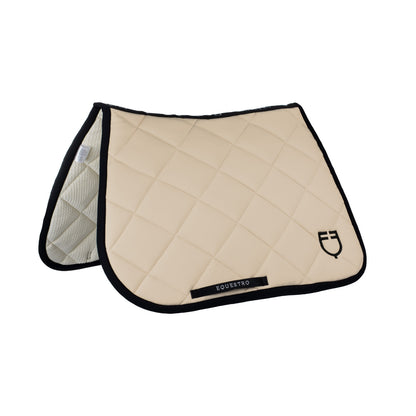 Jumping saddle pad with embroidered logo black line edition.