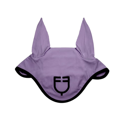 Black line edition fly veil in stretch material.