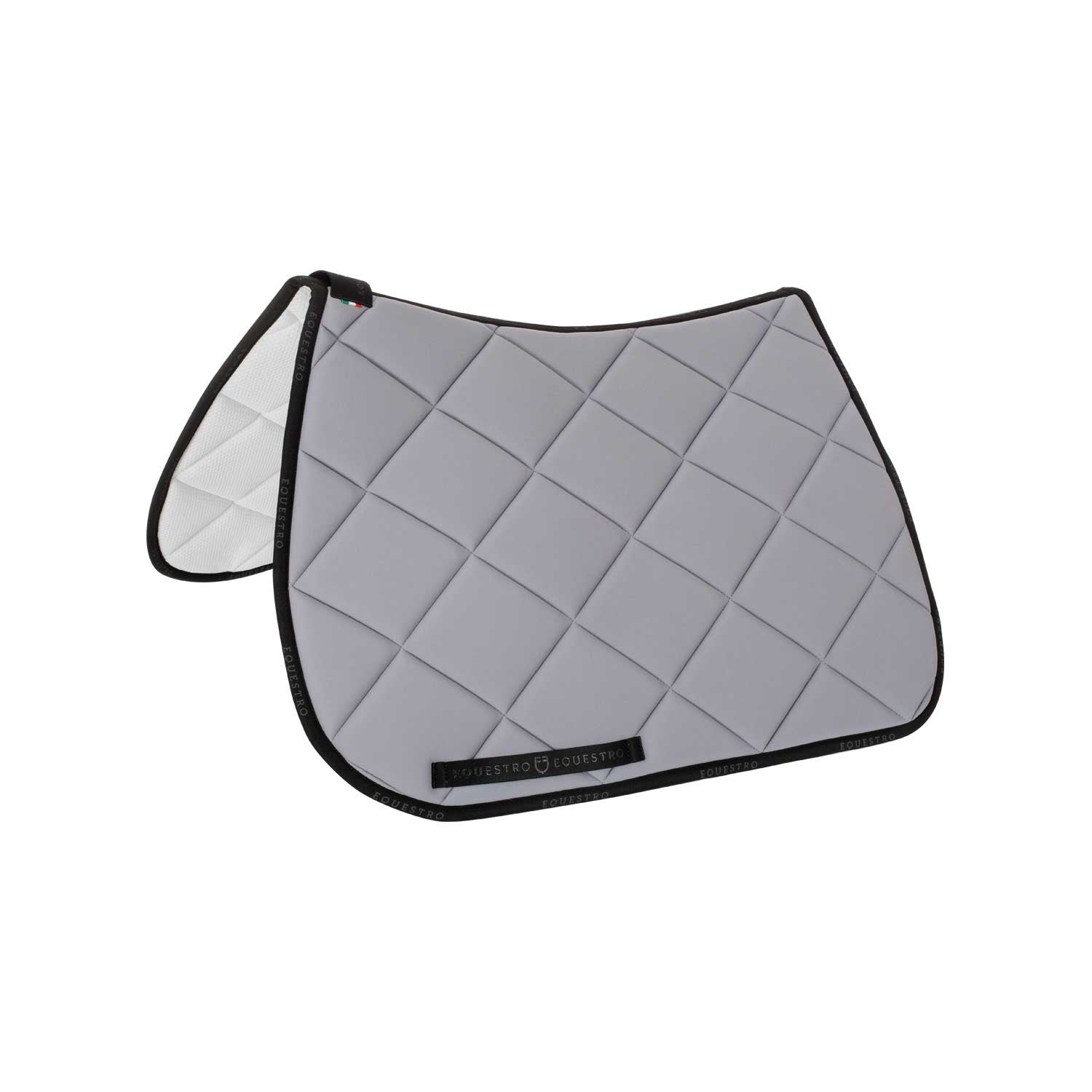 Jumping saddle pad breathable technical fabric.