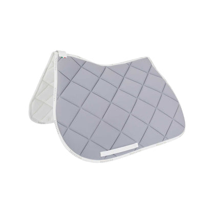 Jumping saddle pad breathable technical fabric.