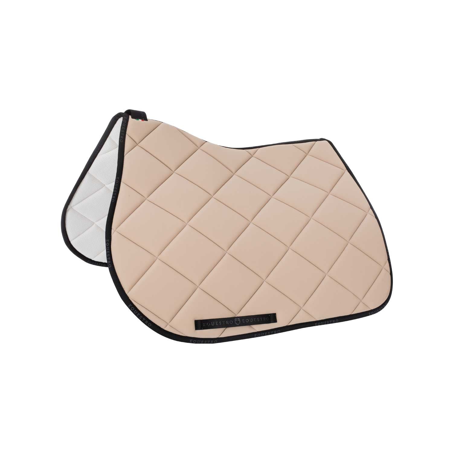Jumping saddle pad breathable technical fabric.