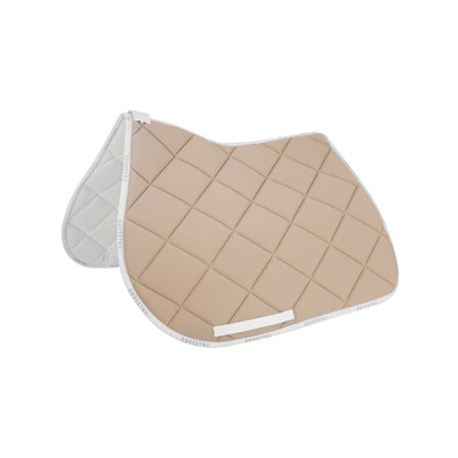 Jumping saddle pad breathable technical fabric.