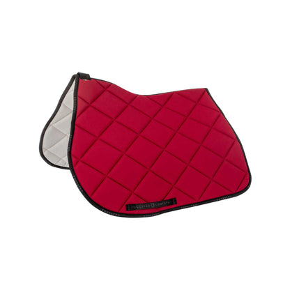Jumping saddle pad breathable technical fabric.