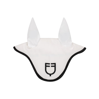 Fly veil in technical fabric with logo.