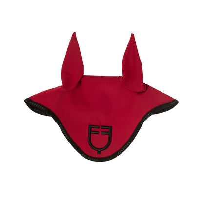 Fly veil in technical fabric with logo.