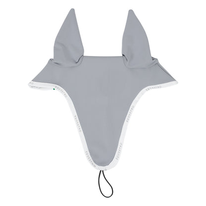 Fly veil in technical fabric with noseband attachment.
