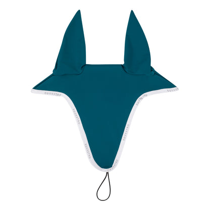 Fly veil in technical fabric with noseband attachment.