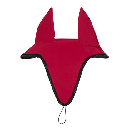 Fly veil in technical fabric with noseband attachment.