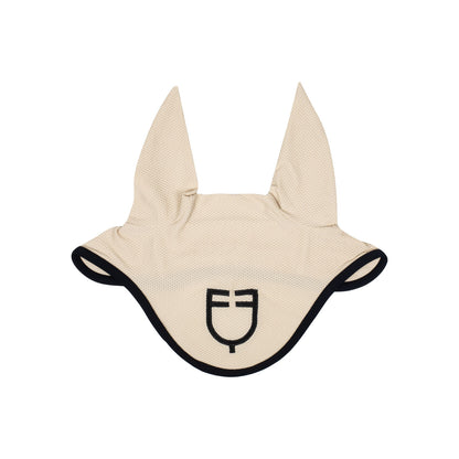 Perforated fabric fly veil with logo.