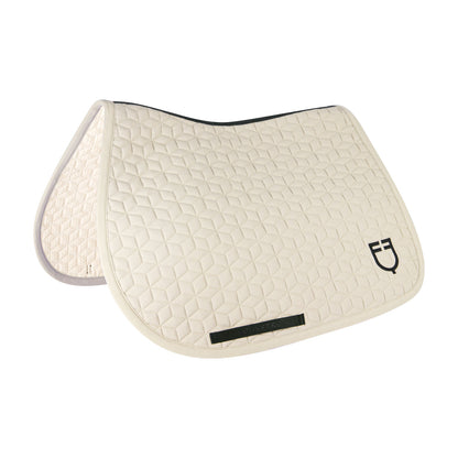 Jumping saddle pad cube quilting.