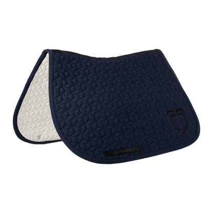 Jumping saddle pad cube quilting.