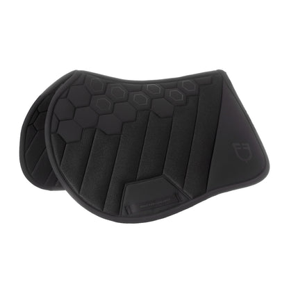 Ridertechnology jumping saddle pad.