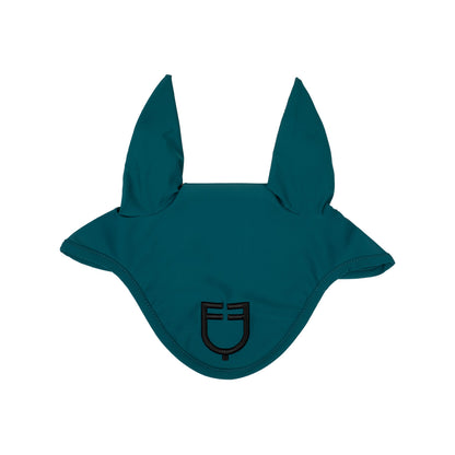 Fly veil in technical fabric with logo.