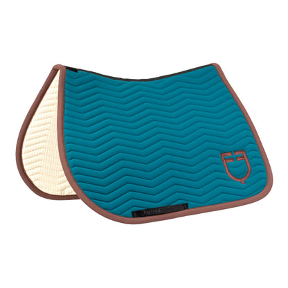 Wave Quilting jumping saddle pad in technical fabric.