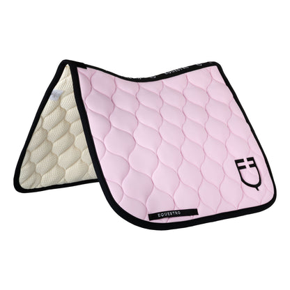 Dressage saddle pad with onion quilting.