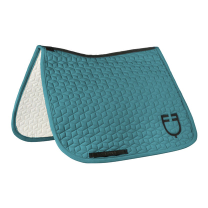 Dressage saddle pad with cube quilting.