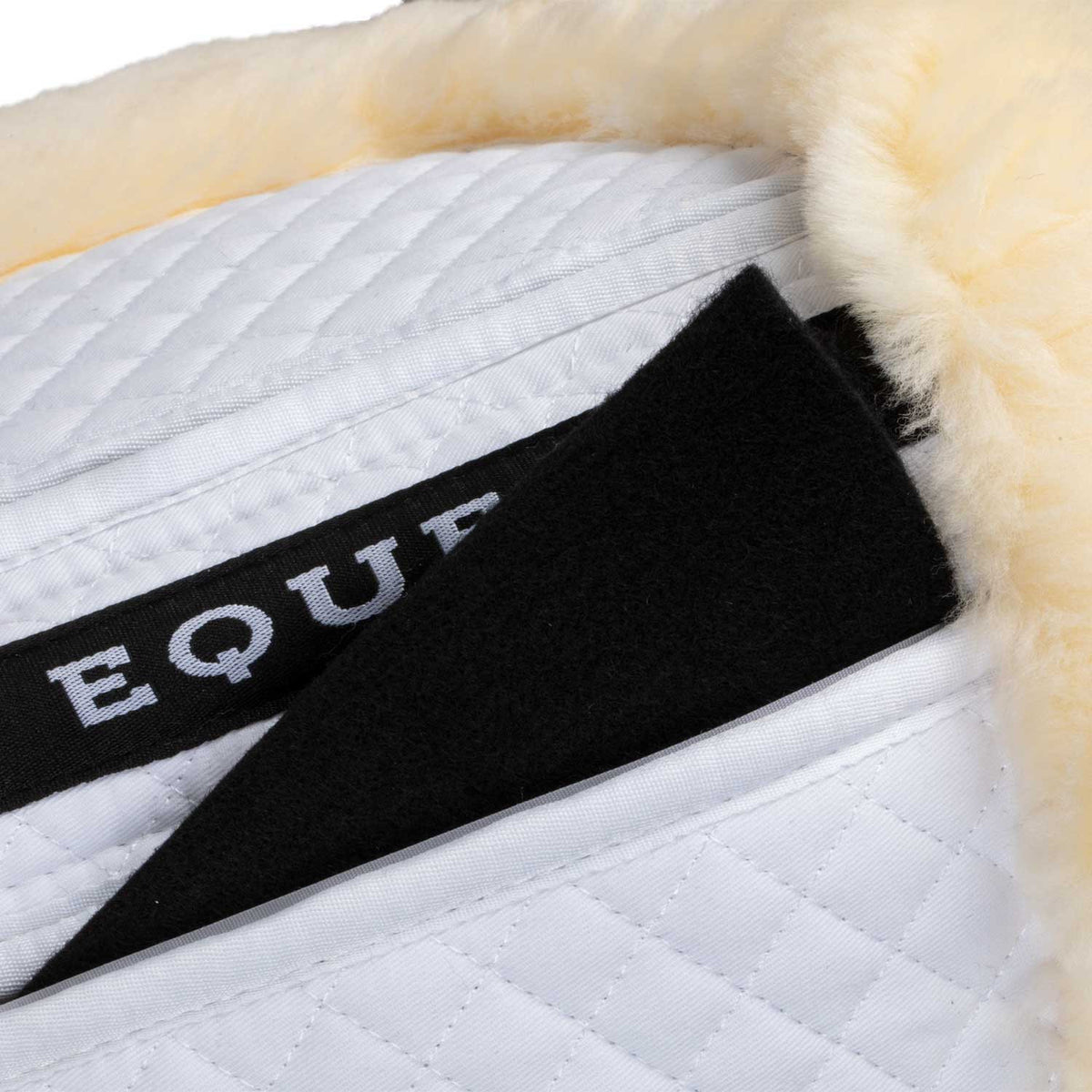 Equestro Cotton And Sheepskin Pad With Pockets