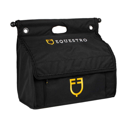 Grooming bag with bar.